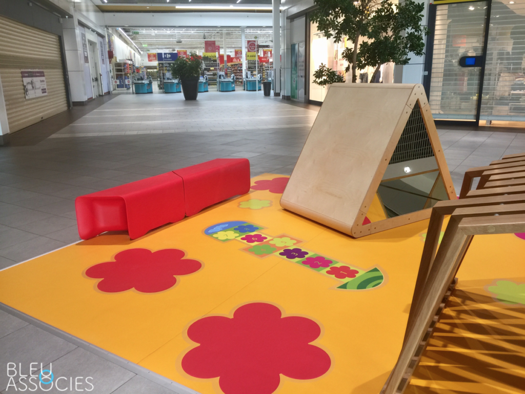 Carrefour-Property-espace-enfants-bleu-et-associes-kids-experiences-espaces-enfants