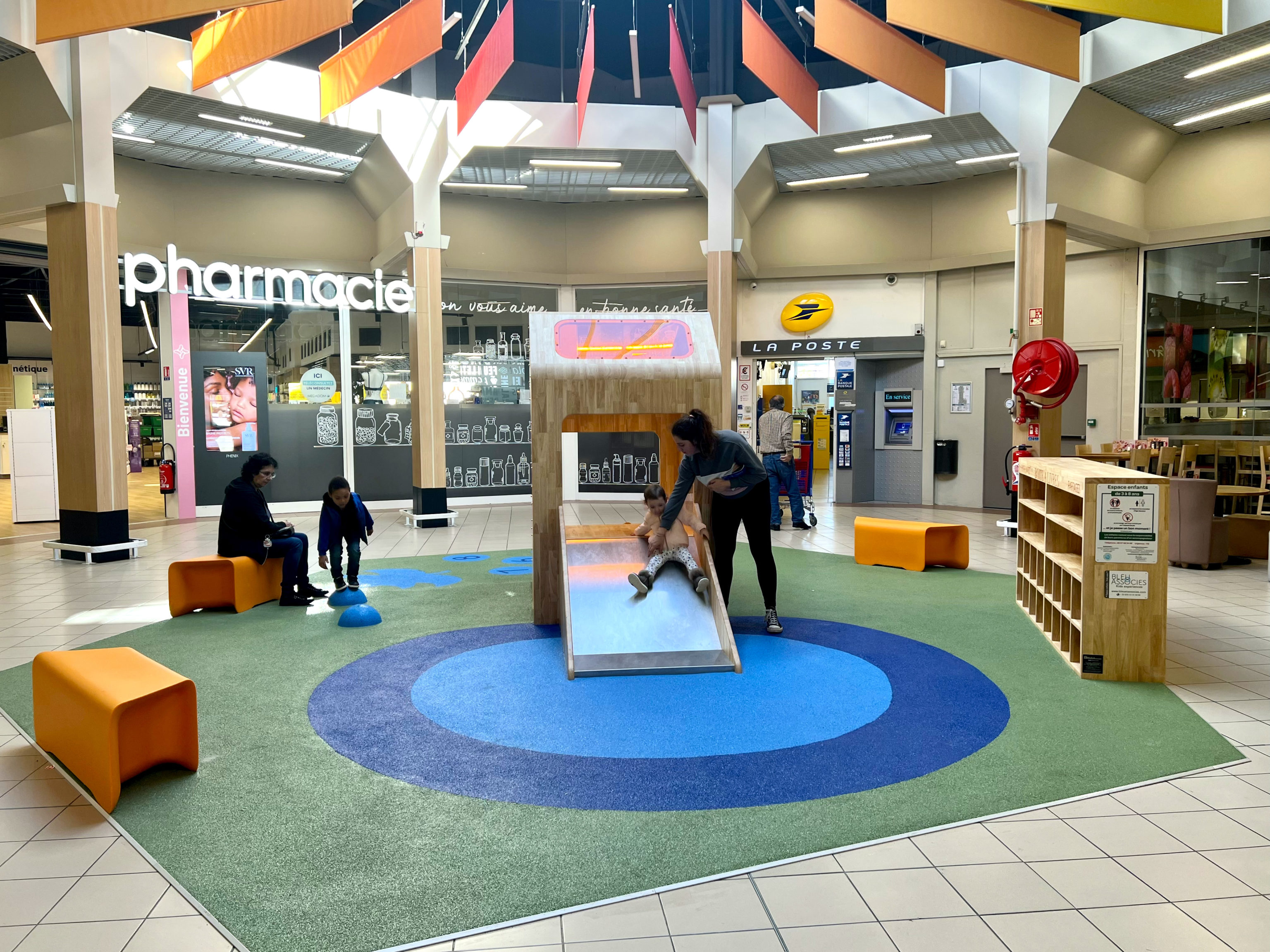 Espace enfants Centre Commercial Carrefour Libourne Carrefour